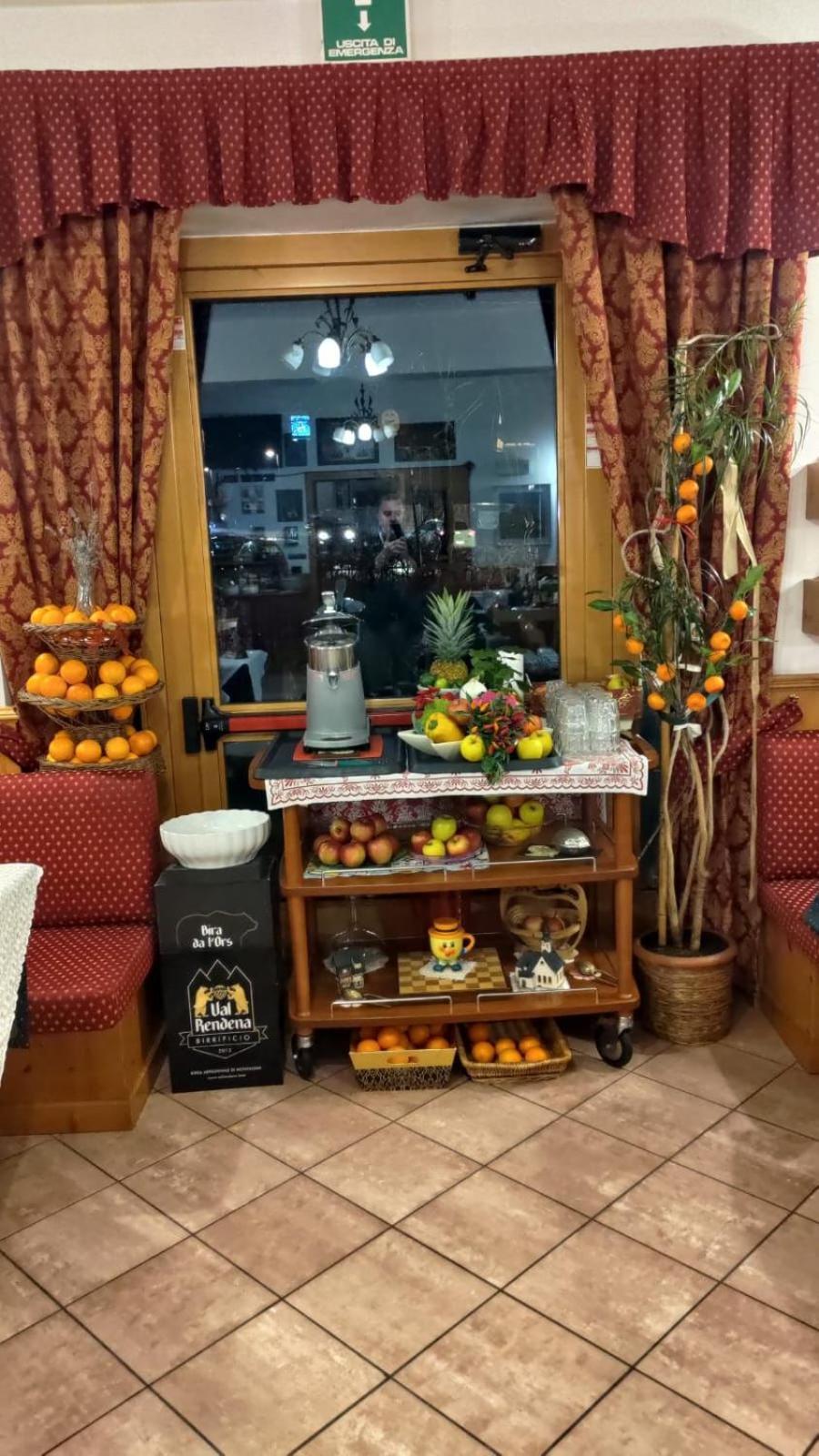 פינזולו Hotel La Locanda מראה חיצוני תמונה