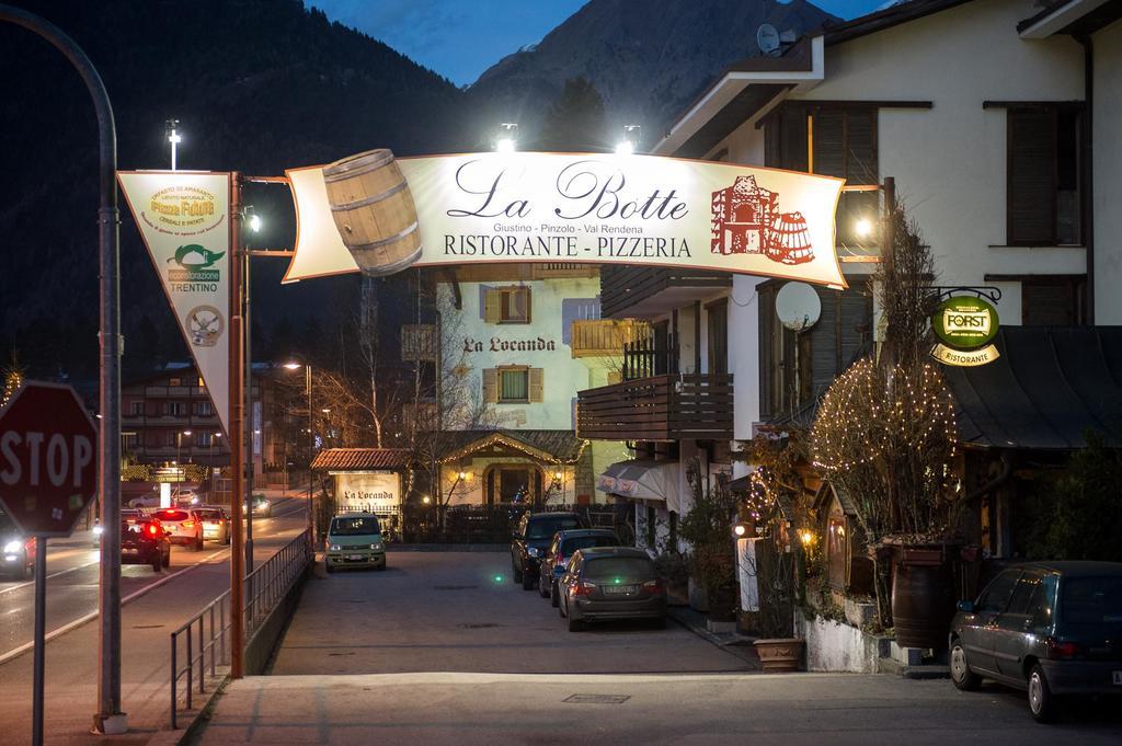 פינזולו Hotel La Locanda מראה חיצוני תמונה